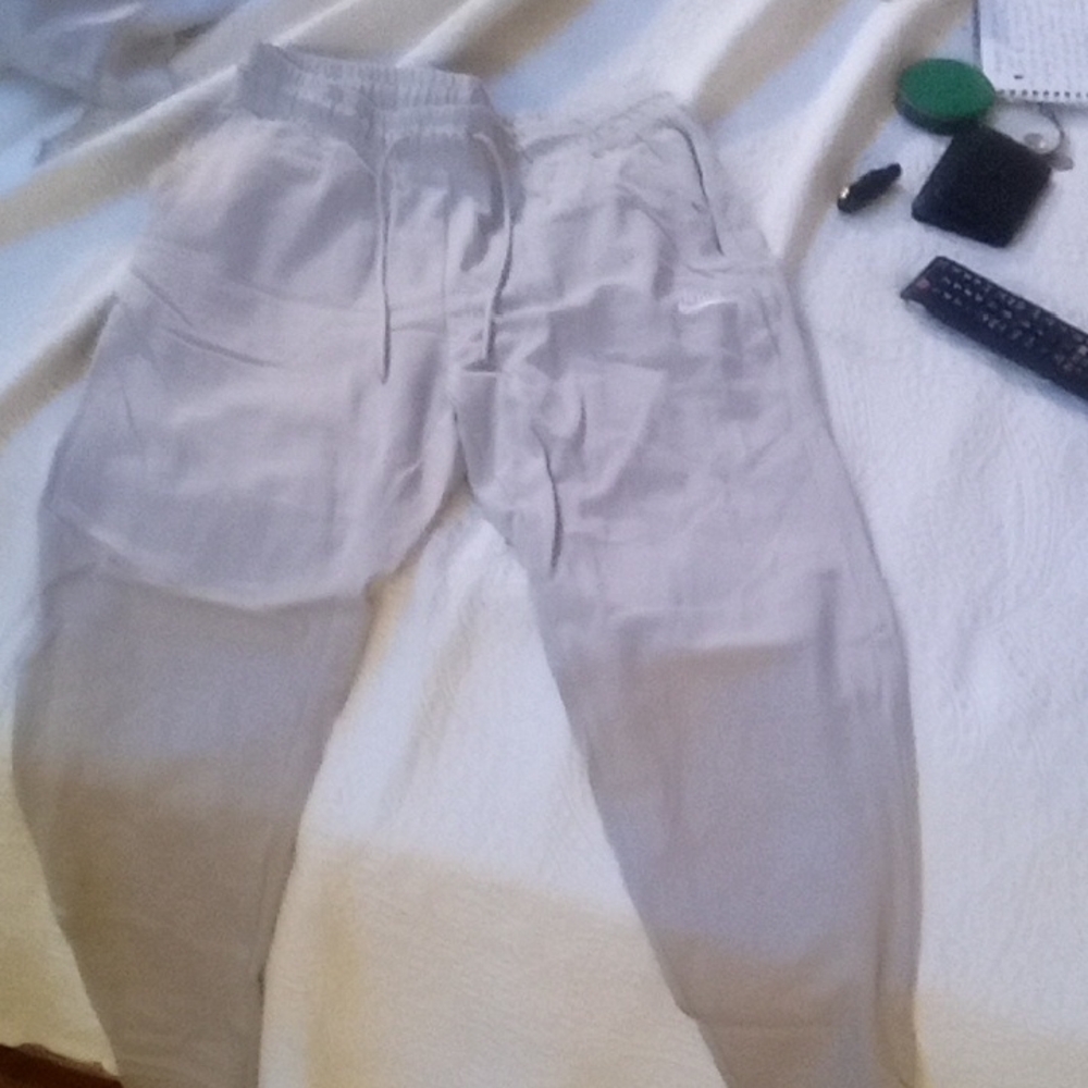 Nike Light Gray Sweatpants